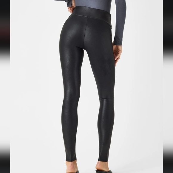 SPANX Faux Leather Leggings Black Large - Picture 4 of 10